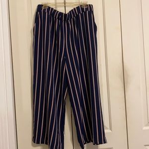 Lily White Navy Wide Leg Pants with stripes size XL